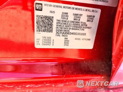 Zdjęcie 13 z 13 samochodu: 2025 GMC SIERRA K1500 SLT VIN:3GTUUDED4SG353283 - miniatura