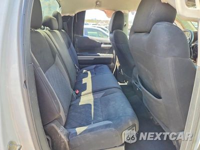 Zdjęcie 10 z 12 samochodu: 2016 TOYOTA TUNDRA SR5 VIN:5TFUY5F14GX567577 - miniatura