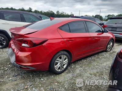 Trzecie zdjęcie samochodu z tyłu: 2019 HYUNDAI ELANTRA SEL VIN:5NPD84LF9KH423540 - miniatura