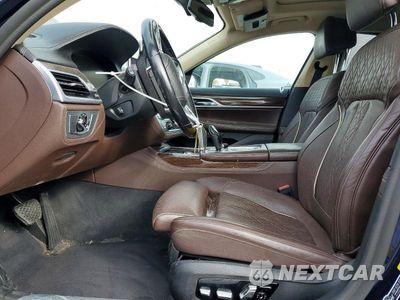 Zdjęcie 7 z 12 samochodu: 2020 BMW 740 I VIN:WBA7T2C02LGL17302 - miniatura