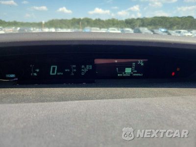 Zdjęcie 9 z 12 samochodu: 2010 TOYOTA PRIUS II VIN:JTDKN3DUXA1283723 - miniatura