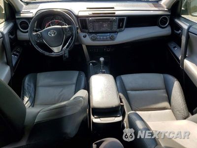 Zdjęcie 8 z 14 samochodu: 2015 TOYOTA RAV4 LIMITED VIN:JTMDFREV9FD156919 - miniatura