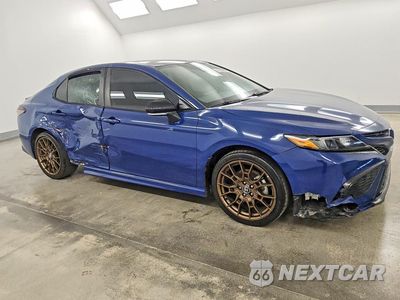 Czwarte zdjęcie samochodu z boku: 2023 TOYOTA CAMRY SE NIGHTSHADE VIN:4T1G11AK6PU082347 - miniatura