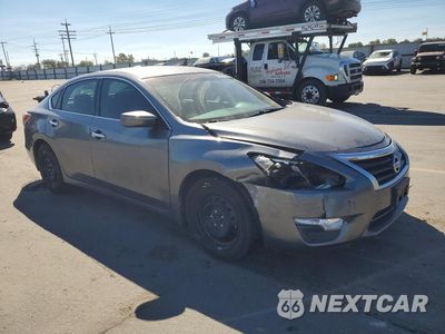 Czwarte zdjęcie samochodu z boku: 2015 NISSAN ALTIMA 2.5 S VIN:1N4AL3AP5FC290838 - miniatura