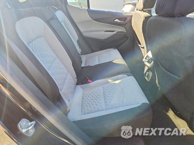 Zdjęcie 11 z 14 samochodu: 2020 CHEVROLET EQUINOX VIN:2GNAXFEV8L6261421 - miniatura