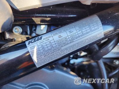 Zdjęcie 8 z 8 samochodu: 2023 KTM 200 DUKE VIN:MD2JPC405PC016872 - miniatura