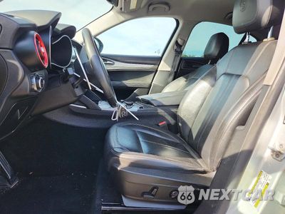 Zdjęcie 7 z 13 samochodu: 2018 ALFA ROMEO STELVIO SPORT VIN:ZASFAKPN0J7B78981 - miniatura
