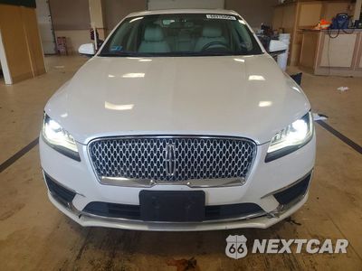 Piąte zdjęcie samochodu w środku: 2017 LINCOLN MKZ RESERVE VIN:3LN6L5F99HR662431 - miniatura