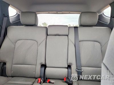 Zdjęcie 10 z 14 samochodu: 2016 HYUNDAI SANTA FE SPORT 2.4L VIN:5XYZU3LB6GG366513 - miniatura