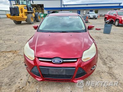 Piąte zdjęcie samochodu w środku: 2014 FORD FOCUS SE VIN:1FADP3F21EL395910 - miniatura