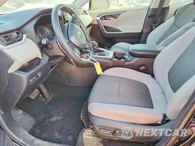 Zdjęcie 13 z 28 samochodu: 2021 TOYOTA RAV4 XLE VIN:2T3W1RFV7MC111372 - miniatura
