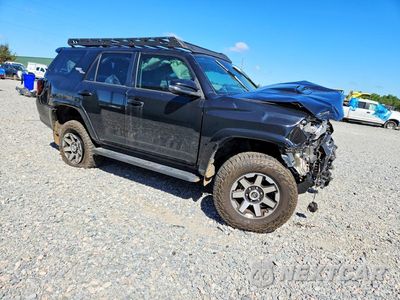 Czwarte zdjęcie samochodu z boku: 2021 TOYOTA 4RUNNER TRD OFF-ROAD PREMIUM VIN:JTERU5JR1M5931858 - miniatura