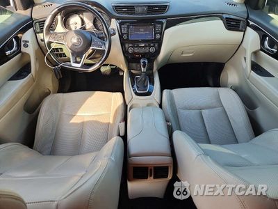 Zdjęcie 8 z 13 samochodu: 2018 NISSAN ROGUE SPORT SL VIN:JN1BJ1CP9JW101933 - miniatura