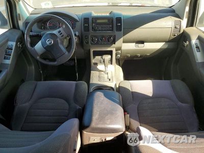 Zdjęcie 8 z 13 samochodu: 2006 NISSAN PATHFINDER S VIN:5N1AR18U86C616300 - miniatura