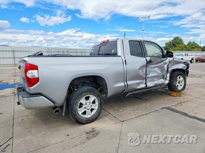 Trzecie zdjęcie samochodu z tyłu: 2019 TOYOTA TUNDRA SR5 VIN:5TFUW5F15KX822428 - miniatura