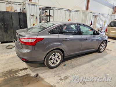 Trzecie zdjęcie samochodu z tyłu: 2012 FORD FOCUS SEL VIN:1FAHP3H20CL360920 - miniatura
