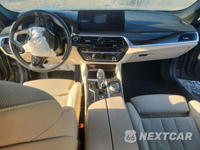 Zdjęcie 8 z 12 samochodu: 2021 BMW 530 I VIN:WBA53BH03MWX25427 - miniatura