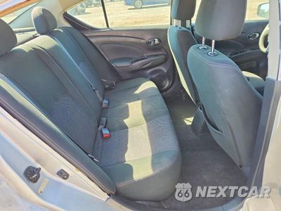Zdjęcie 10 z 12 samochodu: 2018 NISSAN VERSA SV VIN:3N1CN7AP5JL833383 - miniatura