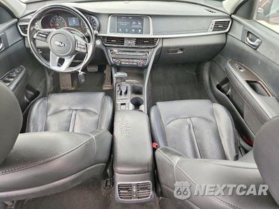 Zdjęcie 8 z 12 samochodu: 2019 KIA OPTIMA EX VIN:5XXGU4L15KG314405 - miniatura