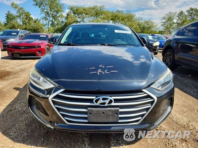 Piąte zdjęcie samochodu w środku: 2017 HYUNDAI ELANTRA SE VIN:KMHD84LF7HU060553 - miniatura