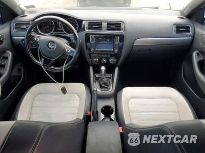 Zdjęcie 8 z 12 samochodu: 2017 VOLKSWAGEN JETTA SPORT VIN:3VWD17AJ1HM307973 - miniatura
