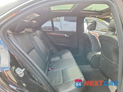 Zdjęcie 10 z 13 samochodu: 2011 MERCEDES-BENZ C 300 4MATIC VIN:WDDGF8BB6BR150659 - miniatura