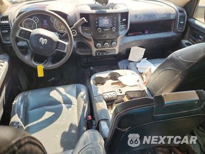 Zdjęcie 8 z 12 samochodu: 2020 RAM 3500 TRADESMAN VIN:3C63RRGL7LG158740 - miniatura