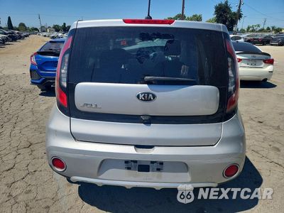Zdjęcie 6 z 12 samochodu: 2018 KIA SOUL + VIN:KNDJP3A57J7575443 - miniatura