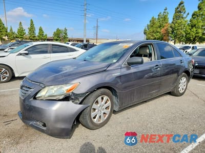 2009 TOYOTA CAMRY HYBRID JTNBB46KX93050379 - główne zdjęcie licytacji z USA - miniatura