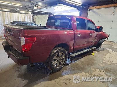 Trzecie zdjęcie samochodu z tyłu: 2019 NISSAN TITAN SL VIN:1N6AA1E51KN500456 - miniatura