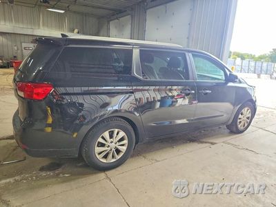 Trzecie zdjęcie samochodu z tyłu: 2017 KIA SEDONA LX VIN:KNDMB5C19H6318236 - miniatura