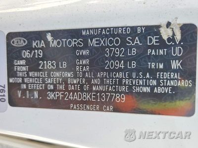 Zdjęcie 12 z 12 samochodu: 2019 KIA FORTE LXS VIN:3KPF24AD8KE137789 - miniatura