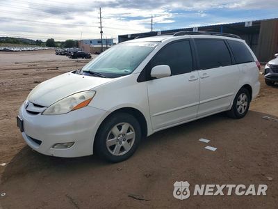 2010 TOYOTA SIENNA XLE 5TDYK4CC8AS304752 - główne zdjęcie licytacji z USA - miniatura