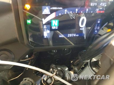 Zdjęcie 7 z 9 samochodu: 2025 HONDA XL750 VIN:JH2RD1718SK001315 - miniatura