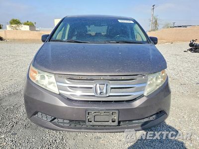 Piąte zdjęcie samochodu w środku: 2011 HONDA ODYSSEY EXL VIN:5FNRL5H64BB103933 - miniatura
