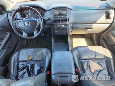 Zdjęcie 8 z 13 samochodu: 2003 HONDA PILOT EXL VIN:2HKYF18653H528981 - miniatura