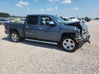 Czwarte zdjęcie samochodu z boku: 2012 CHEVROLET SILVERADO K1500 LT VIN:1GCPKSE7XCF186688 - miniatura