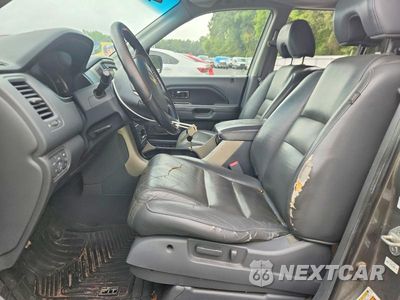 Zdjęcie 7 z 13 samochodu: 2007 HONDA PILOT EXL VIN:2HKYF18647H509604 - miniatura