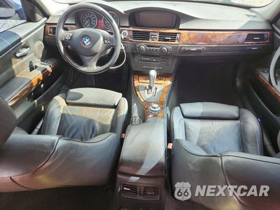 Zdjęcie 8 z 12 samochodu: 2006 BMW 325 I VIN:WBAVB13586KX33596 - miniatura