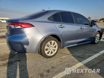 Trzecie zdjęcie samochodu z tyłu: 2020 TOYOTA COROLLA LE VIN:JTDEPRAE0LJ065221 - miniatura