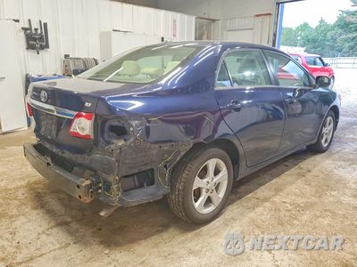Trzecie zdjęcie samochodu z tyłu: 2013 TOYOTA COROLLA LE VIN:2T1BU4EE6DC926116 - miniatura