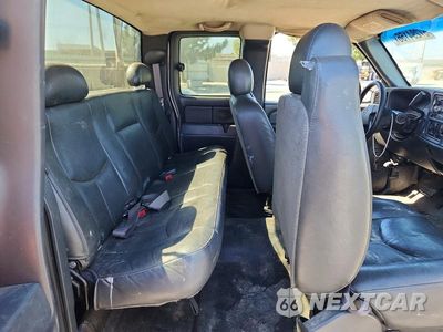 Zdjęcie 10 z 12 samochodu: 2005 CHEV SILVERADO 3500 CREW VIN:1GCJC39U15E206795 - miniatura