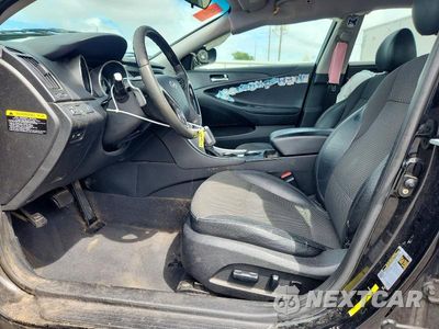 Zdjęcie 7 z 12 samochodu: 2011 HYUNDAI SONATA SE VIN:5NPEC4AC6BH248403 - miniatura