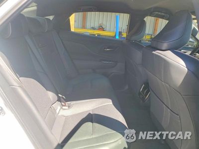 Zdjęcie 10 z 12 samochodu: 2026 TOYOTA CROWN XLE VIN:JTDAAAAF7T3051461 - miniatura
