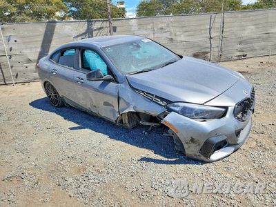 Czwarte zdjęcie samochodu z boku: 2023 BMW M235XI VIN:WBA13AL01P7L63483 - miniatura