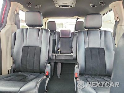 Zdjęcie 10 z 13 samochodu: 2016 DODGE GRAND CARAVAN SXT VIN:2C4RDGCG4GR108716 - miniatura