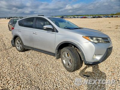 Czwarte zdjęcie samochodu z boku: 2015 TOYOTA RAV4 XLE VIN:JTMWFREV2FJ046353 - miniatura