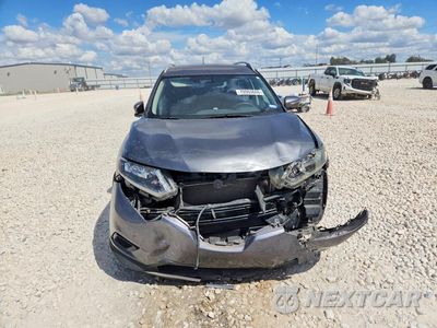 Piąte zdjęcie samochodu w środku: 2015 NISSAN ROGUE SV VIN:5N1AT2MV4FC788278 - miniatura