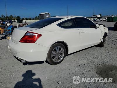 Trzecie zdjęcie samochodu z tyłu: 2010 HONDA ACCORD EXL VIN:1HGCS1B8XAA016025 - miniatura