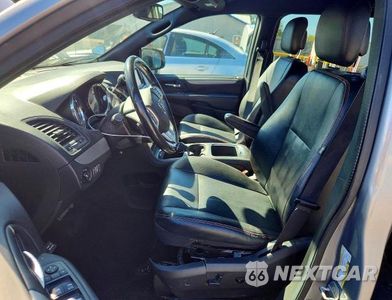 Zdjęcie 7 z 13 samochodu: 2019 DODGE GRAND CARAVAN GT VIN:2C4RDGEG9KR712011 - miniatura